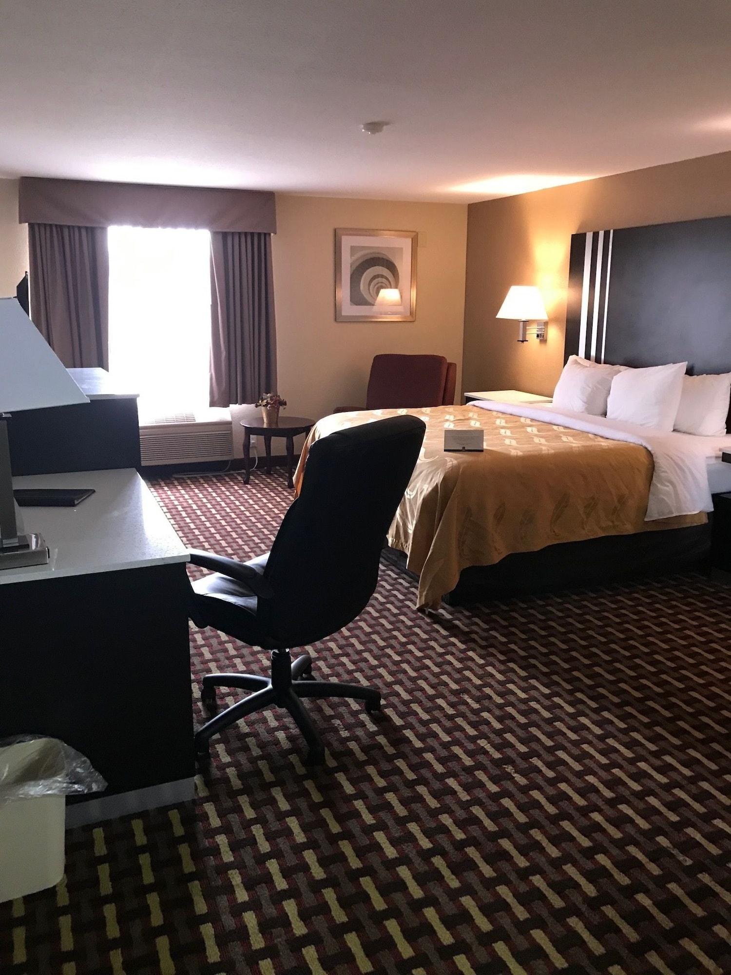 Quality Inn & Suites Middletown - Franklin Bagian luar foto