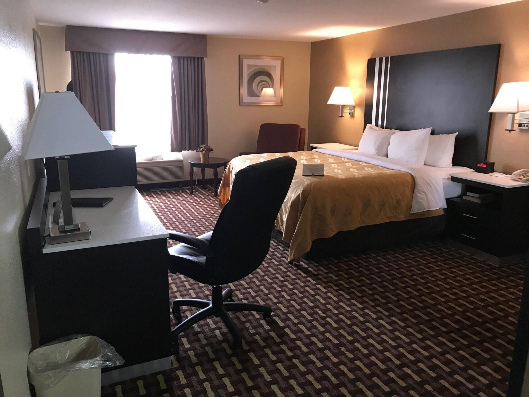 Quality Inn & Suites Middletown - Franklin Bagian luar foto