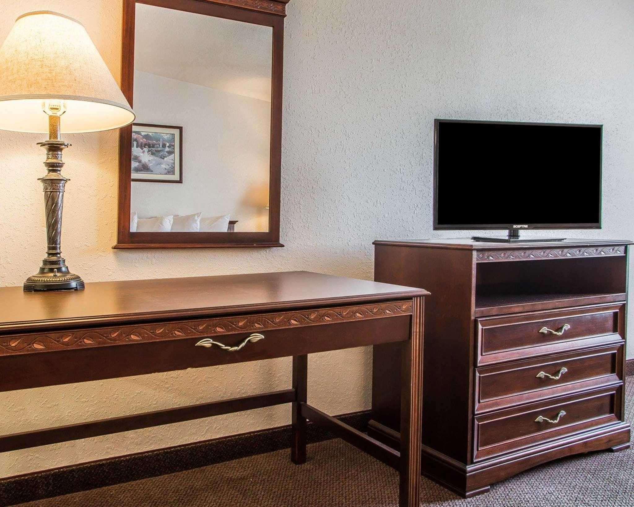 Quality Inn & Suites Middletown - Franklin Bagian luar foto