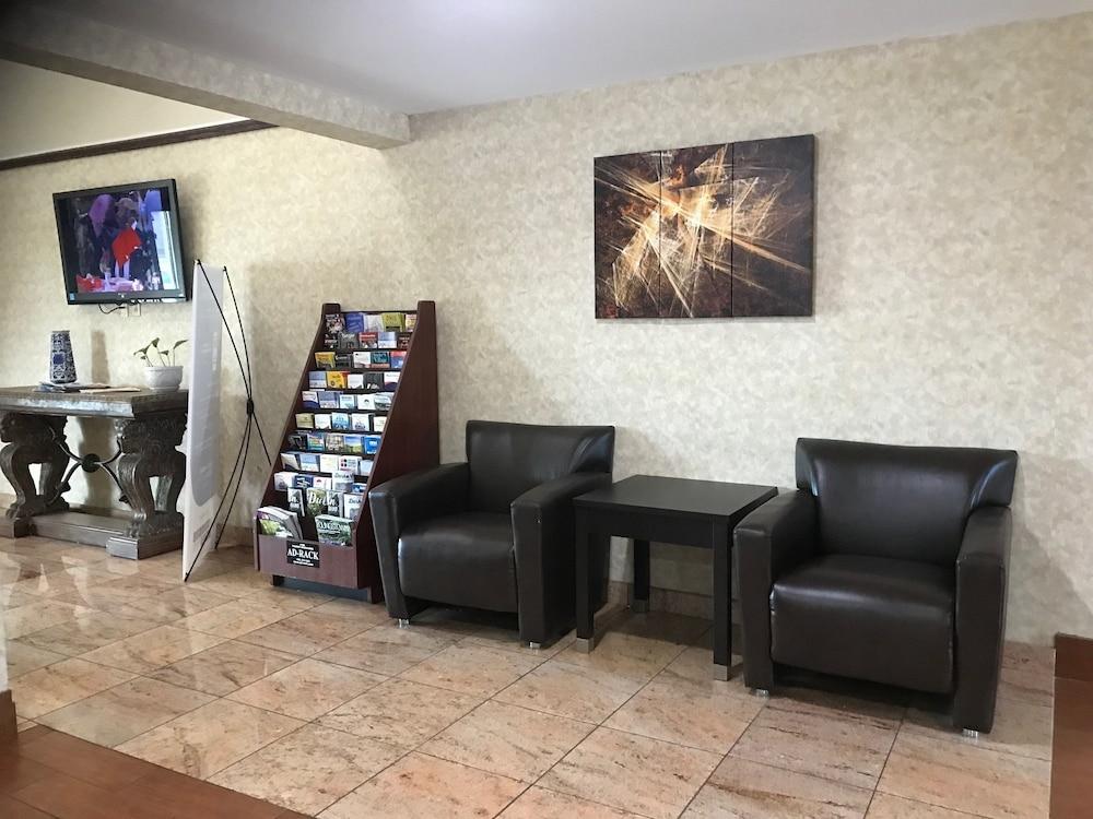 Quality Inn & Suites Middletown - Franklin Bagian luar foto